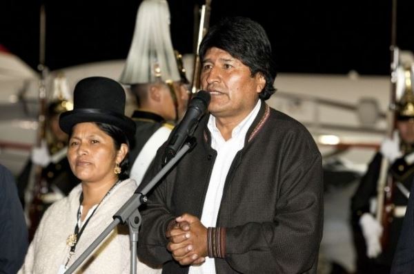 Дети экс-президента Боливии Эво Моралеса покинули страну