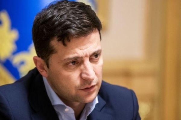 Зеленскому пригрозили судьбой Януковича